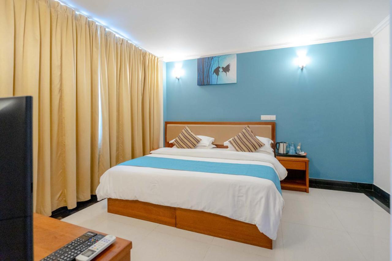 Noomoo Hulhumale Hotel Exterior foto